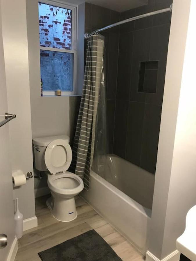 Away - Chic 2 Bedroom Capitol Hill Dc