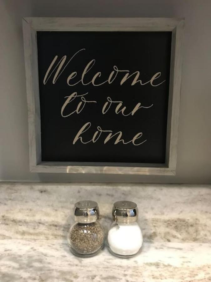 Apartment Away - Chic 2 Bedroom Capitol Hill Dc Washington